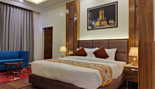 Luxury Room