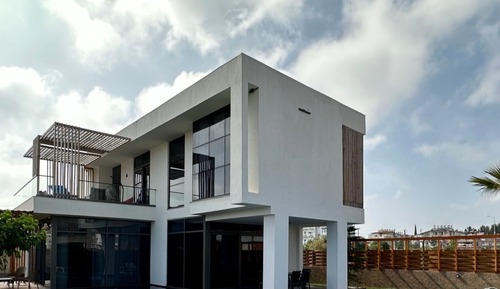 Executive Villa, 3 Bedrooms, Private Pool, Garden Area