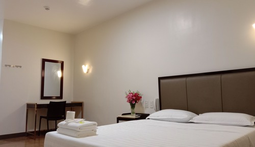 Deluxe Room, 1 Queen Bed