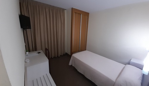 City Single Room