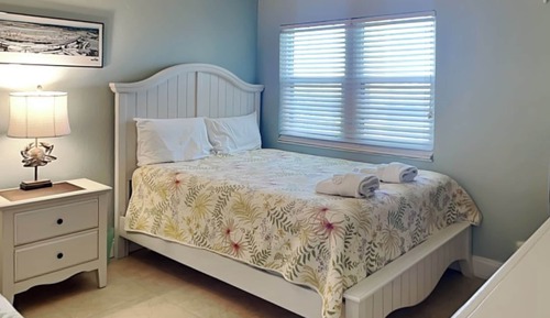 Condo (Shores Club 505 - Pet Friendly)