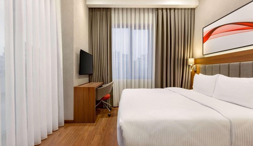 Room, 1 King Bed, Accessible, Non Smoking (Mobility Accessible, City View)