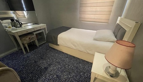 Classic Single Room