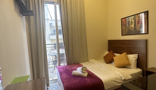 City Single Room