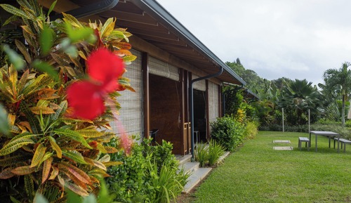 Classic Chalet, 1 Bedroom, Ocean View, Garden Area