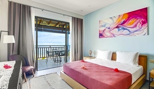 Superior Chalet, 1 Bedroom, Ocean View, Mountainside