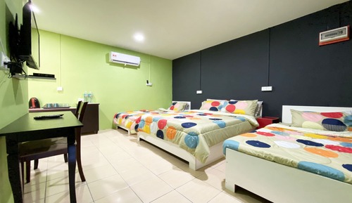 Room, 2 Bedrooms