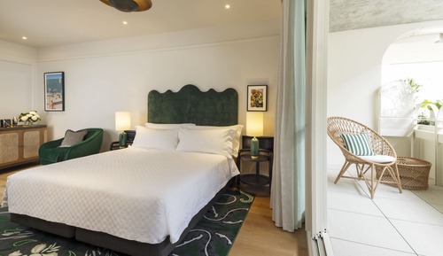 Premium Room, 1 King Bed, Terrace