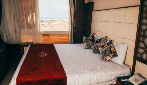 Deluxe Room With Pool View