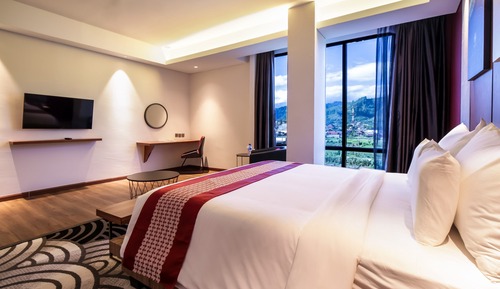 Junior Double Room
