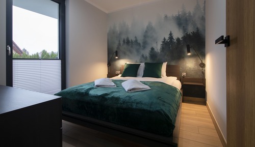 Apartment (9 B)