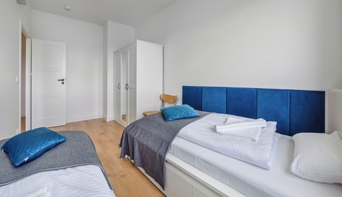 Apartment (23 G)