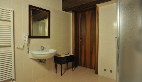 Quadruple Room, Private Bathroom