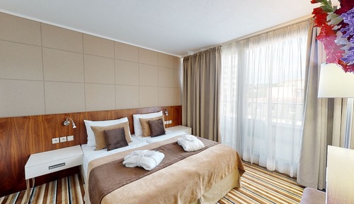 Executive Apartment