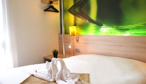 Single Room (petit déjeuner inclus)