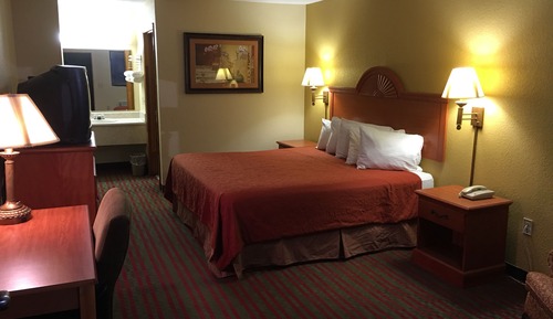 Standard Room, 1 King Bed