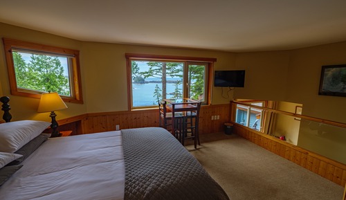Luxury Single Room, 1 Queen Bed, Fireplace, Ocean View (LIGHTHOUSE SUITE)