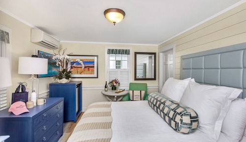 Premier Room, 1 Queen Bed, Vineyard View