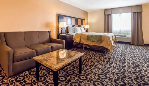 Suite, 1 King Bed, Non Smoking