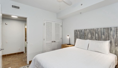 Condo, 2 Bedrooms, Beach View, Beachfront (Beach Chairs Included)