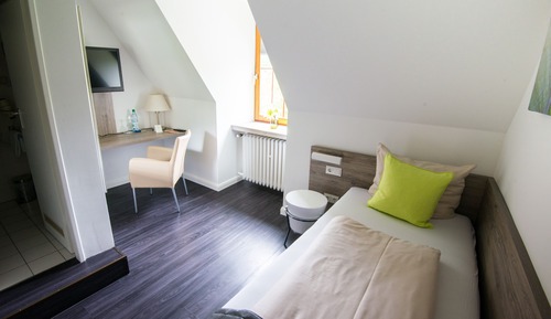 Standard Single Room