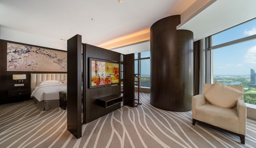 Premium Room, 1 King Bed, Lake View