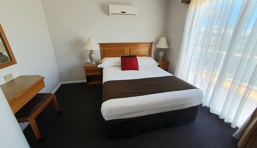 Suite with Spa Bath