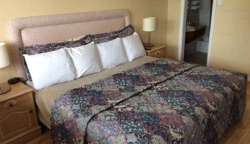 Standard Room, 1 King Bed, Non Smoking