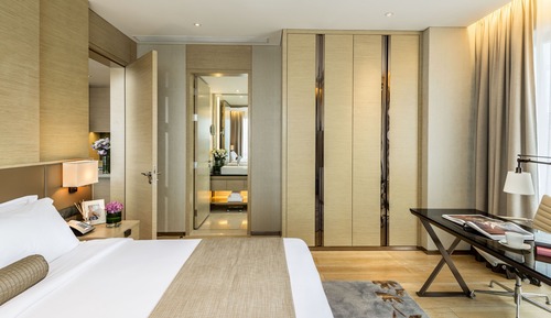 One-Bedroom Deluxe Suite
