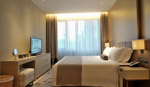 One-Bedroom Executive Suite