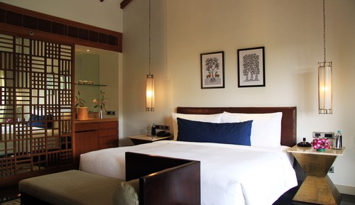 Club Suite, Balcony, Pool View (Diwa, Living Room)