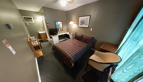 Standard Room, 1 Queen Bed
