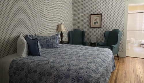 Standard Room, 1 King Bed