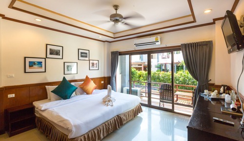 Two-Bedrooms Deluxe Family Room