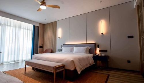Suite, 1 King Bed, Ocean View