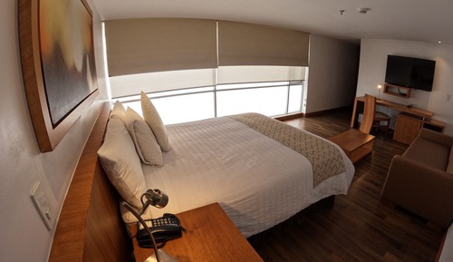 Superior Room, 1 King Bed, City View