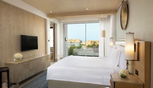 House, Ocean View (Summerhouse with Garden and Pool)