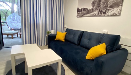Standard Suite, Terrace