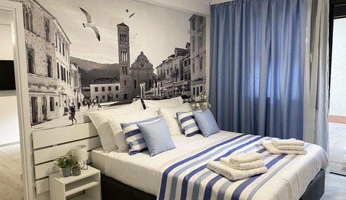 Standard Suite, Terrace, Partial Sea View