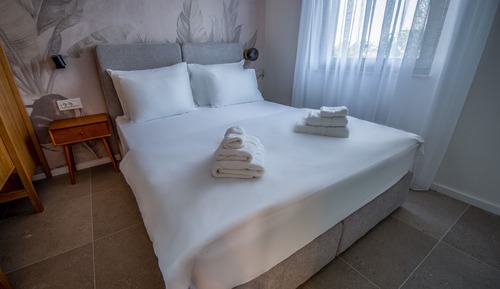 Comfort Suite, Terrace, Partial sea view