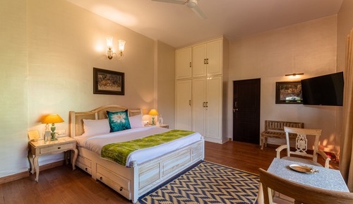 Premium Hideaway Room