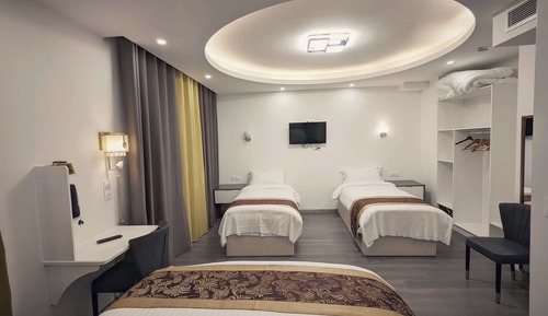 Standard Room, Multiple Beds