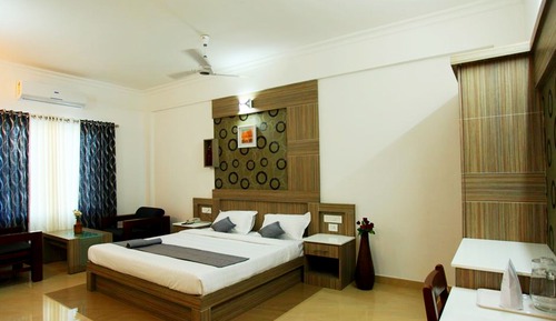 Executive Club A/c