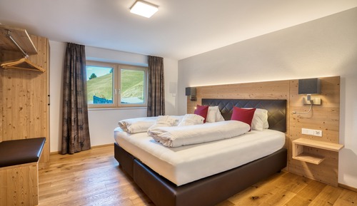 Comfort Apartment, 3 Bedrooms, Mountain View (Top 1)