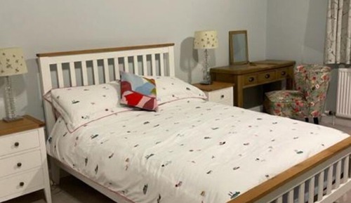 Cottage, Ensuite