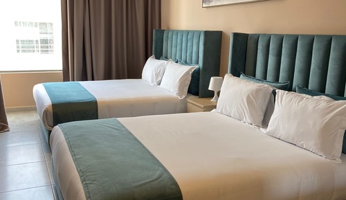 Deluxe Suite, 2 Queen Beds