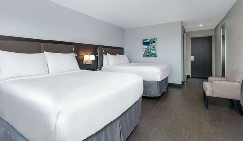 Suite, 2 Queen Beds, Non Smoking, City View (Balcony, NonSmoking)
