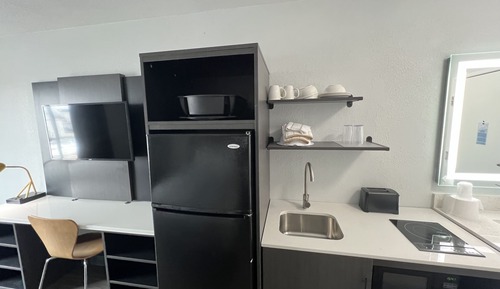 Standard Room, 1 Queen Bed, Non Smoking