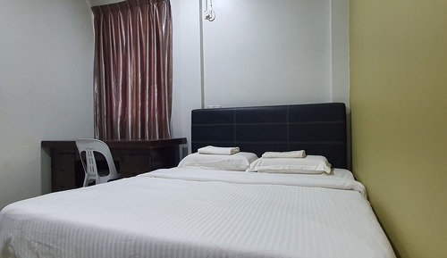Room, 2 Bedrooms