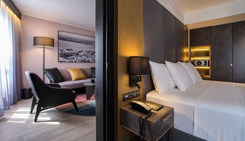 Junior Suite, 1 Queen Bed